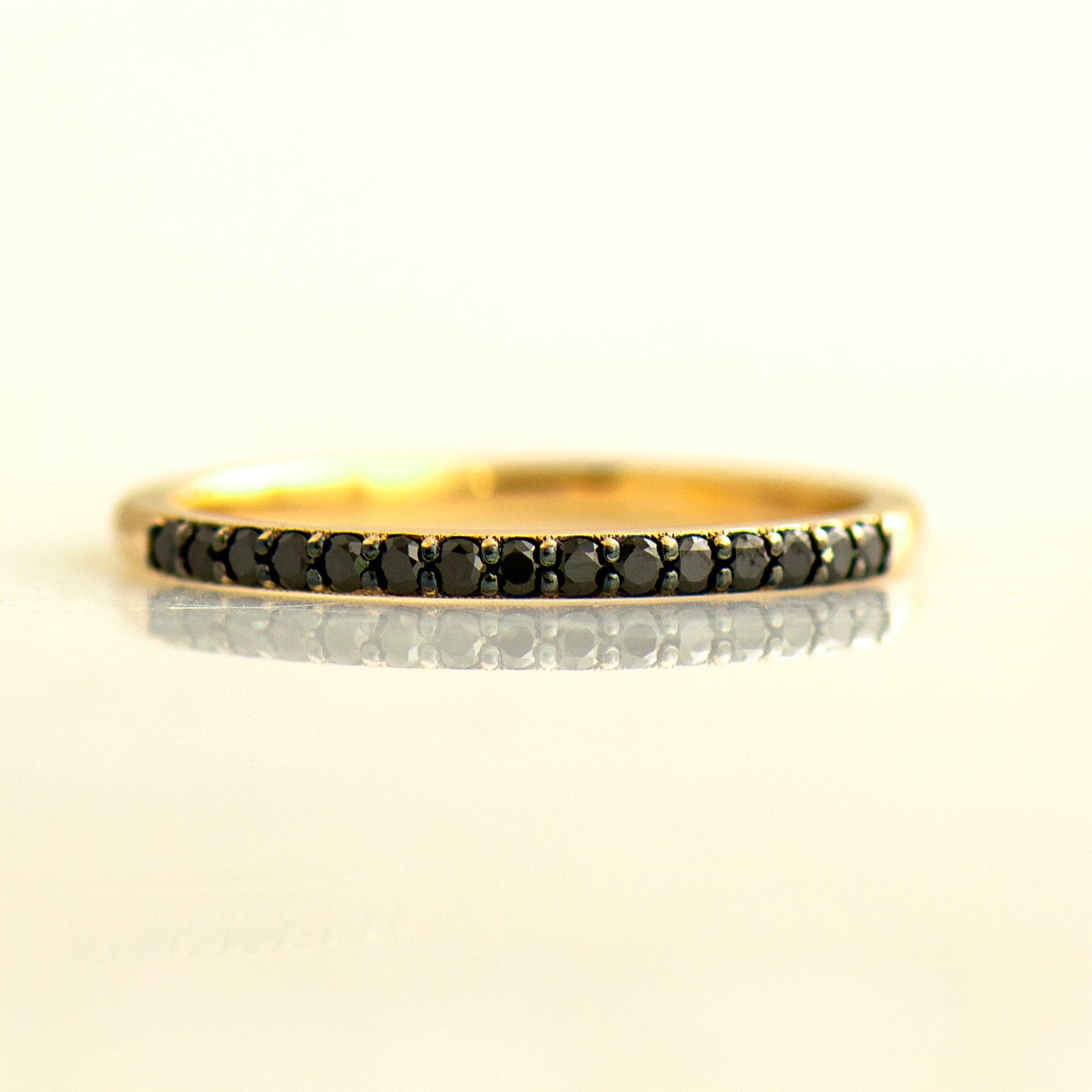 15 Black Diamonds Ring