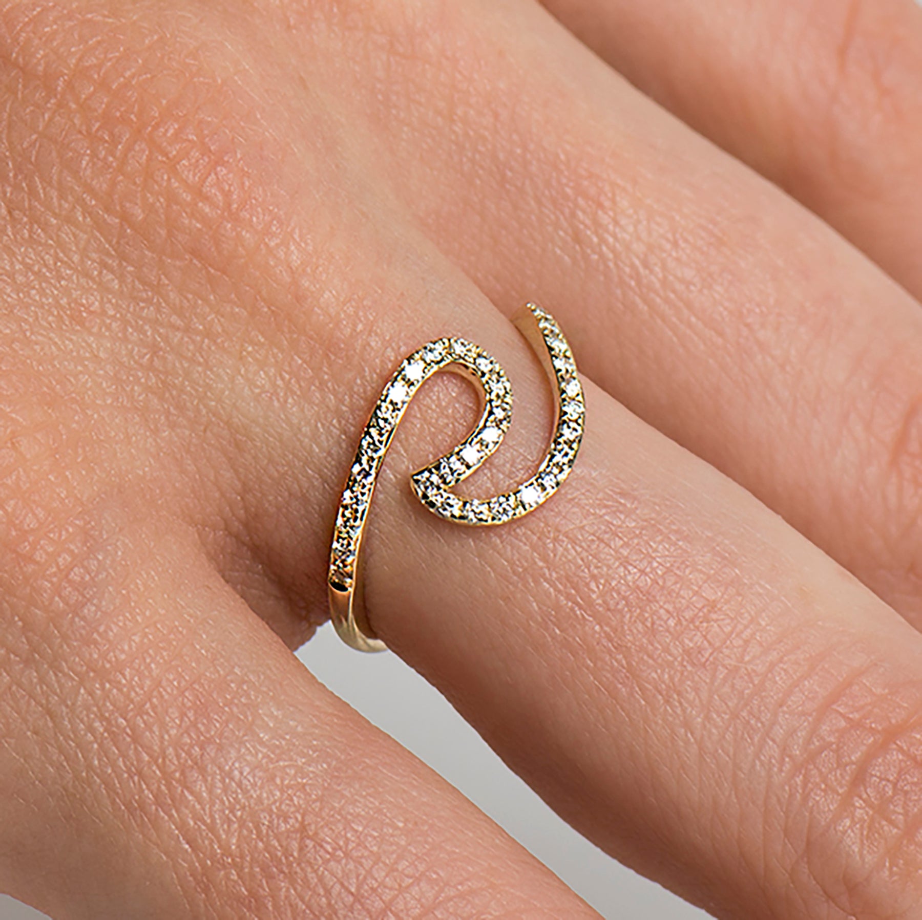 Wave Diamonds Ring